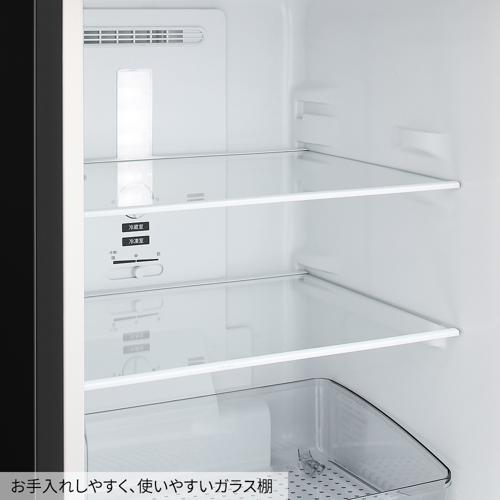 お手入れしやすく、使いやすいガラス棚