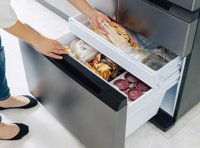 メガフリーザーとフレキシブルトレーの庫内イメージ
