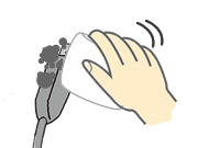 >コンセントを差し込んだままの電源プラグについた「ほこり」のお掃除は乾いた手で電源プラグを抜き、乾いた布でふき取りましょう!